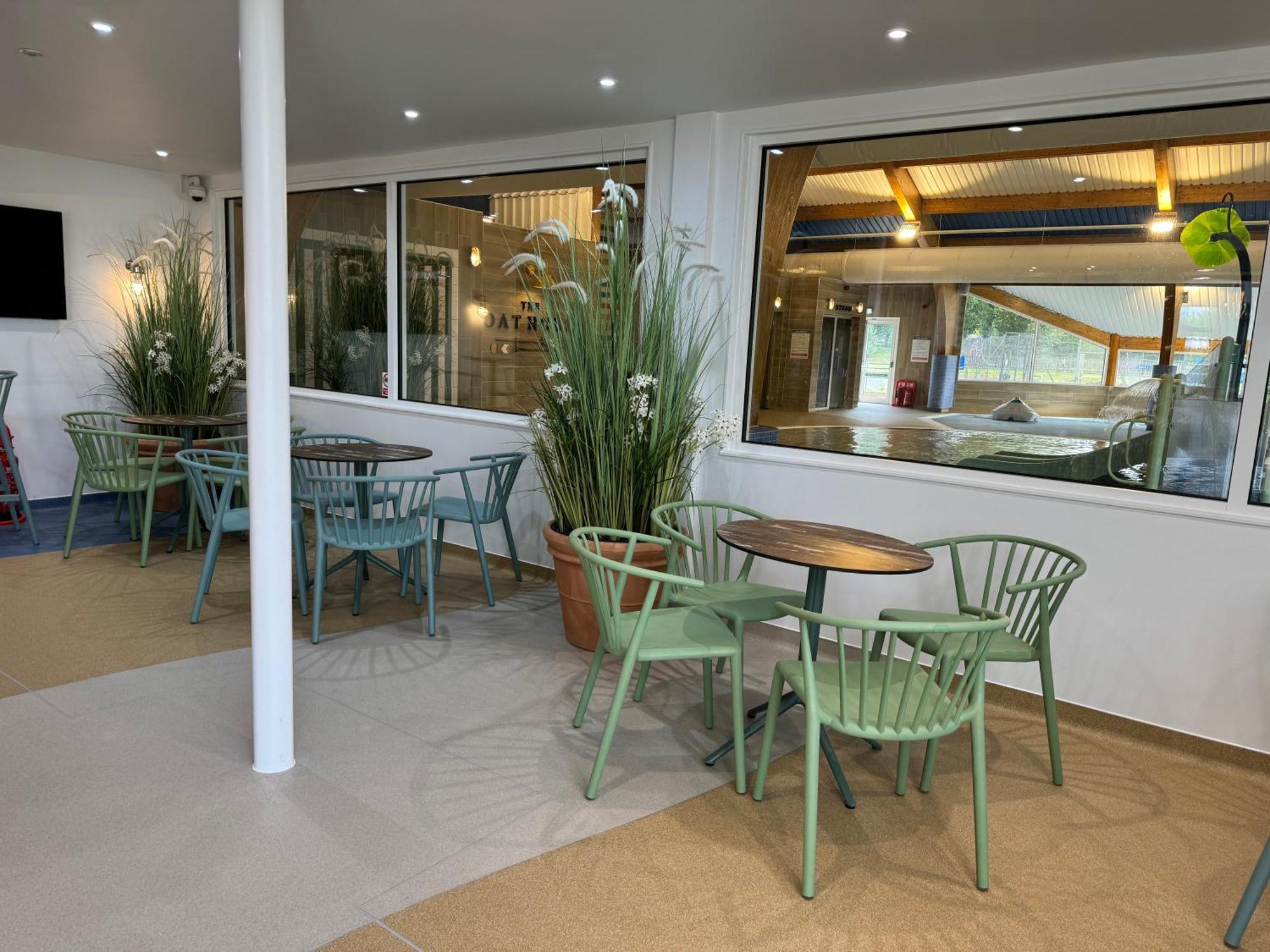 Mallard Corner, Cosy Cotswold Lakeview Lodge South Cerney Exterior foto